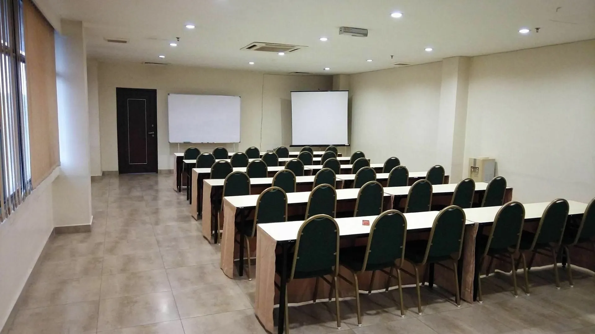 **  Hotel Sri Sutra - Bandar Sri Damansara Sungai Buloh Malajsie