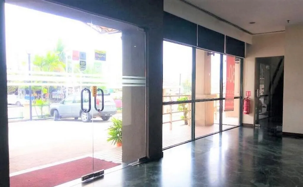 Hotel Sri Sutra - Bandar Sri Damansara Sungai Buloh 2*,  Malaysia